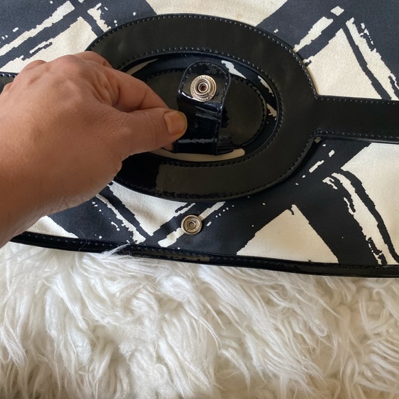 Purse 👛 by Express - Picture 4 of 5